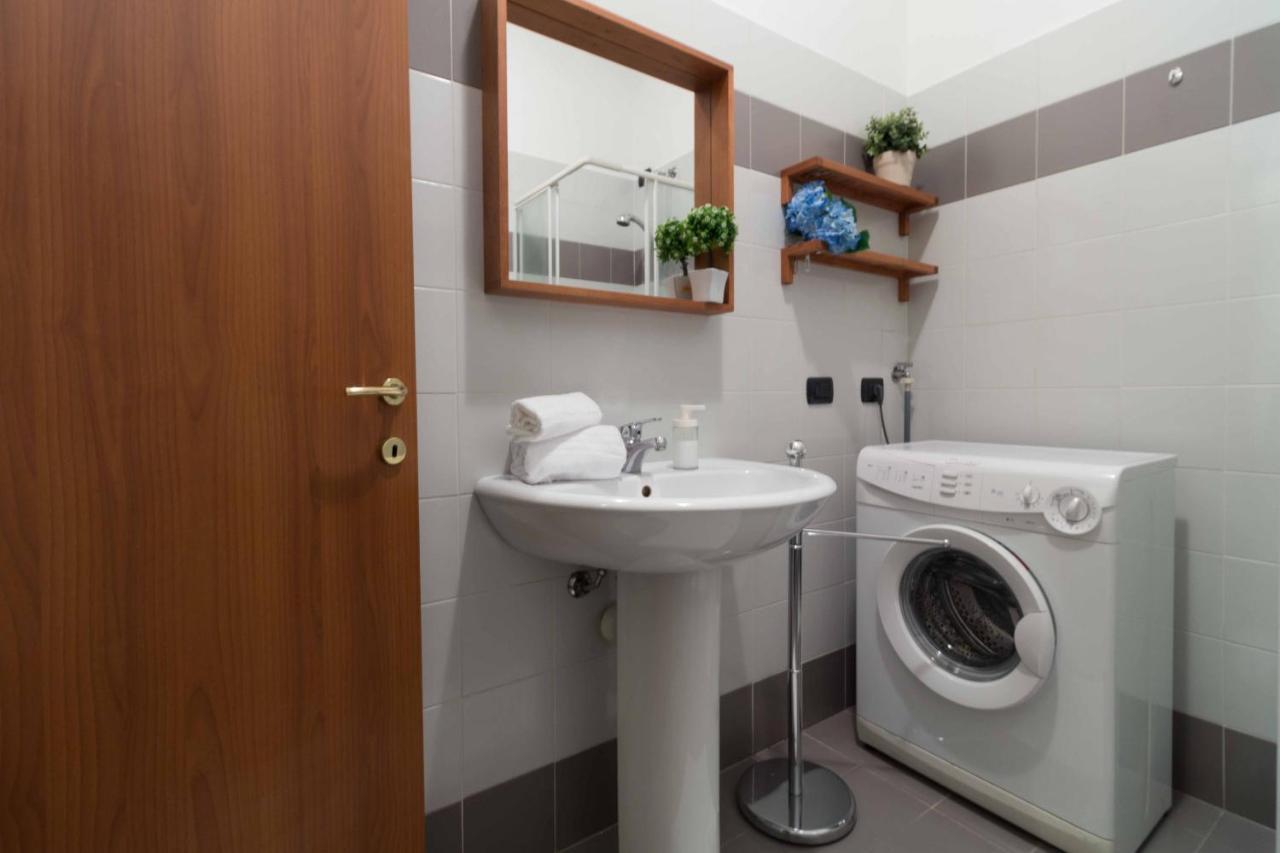 Galleria Roma Apartment - Affitti Brevi Italia Lecco Eksteriør bilde